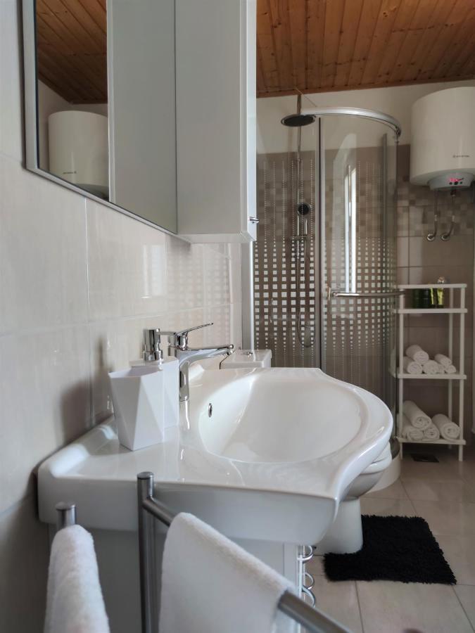 Apartman Josip Garica Buitenkant foto
