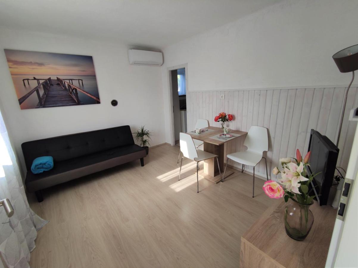 Apartman Josip Appartement Garica Buitenkant foto