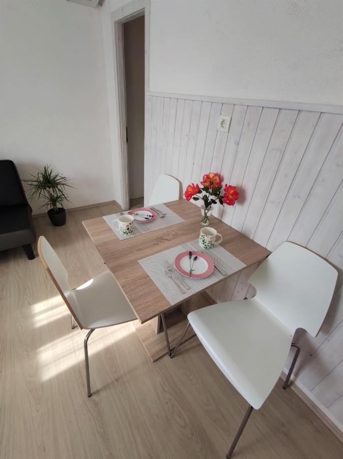 Apartman Josip Appartement Garica Buitenkant foto