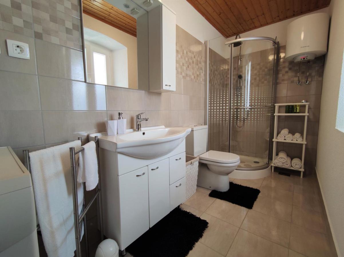 Apartman Josip Garica Buitenkant foto