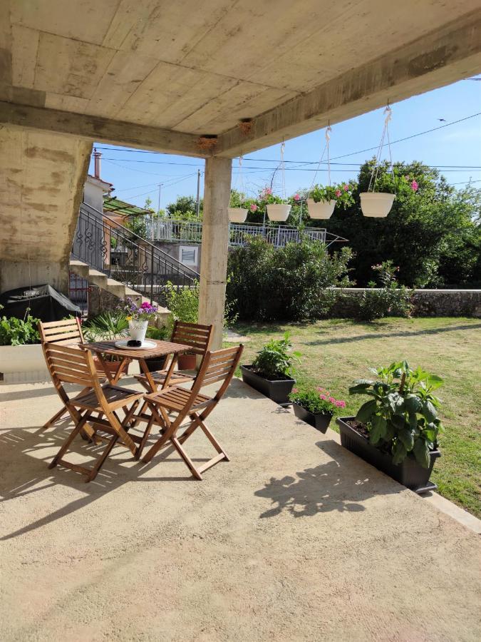 Apartman Josip Garica Buitenkant foto