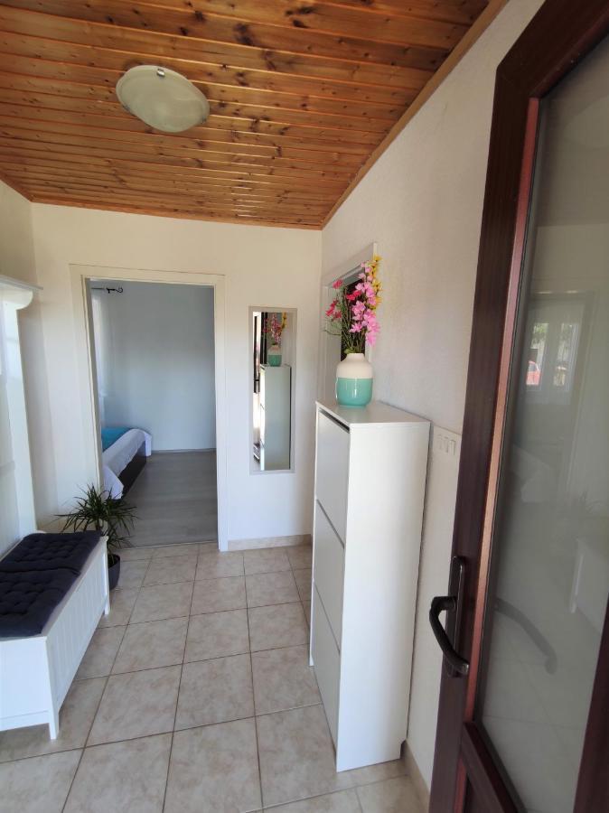Apartman Josip Garica Buitenkant foto